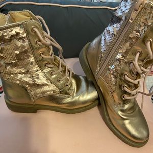 Bundle of 3 pair of boots
